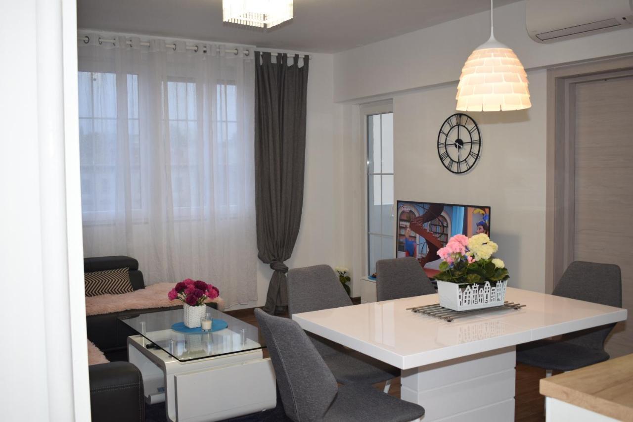 Apartment Trixi 普拉 外观 照片